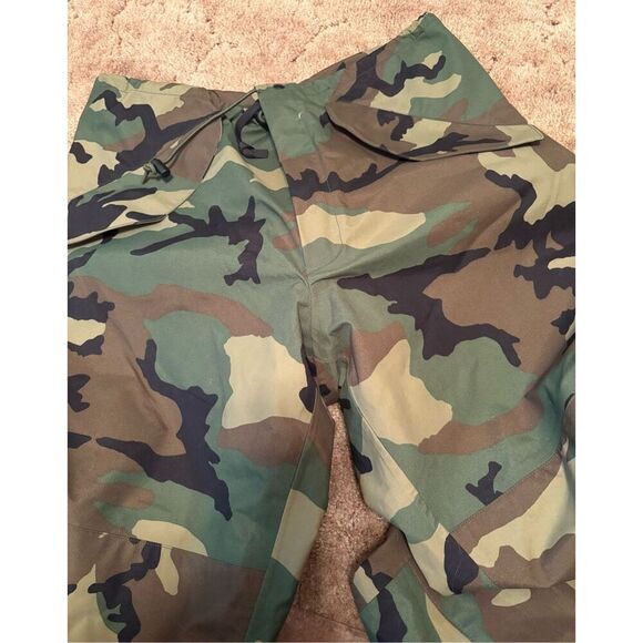 NWOT Military All-Purpose Environmental Camouflage Trouser Size Medium-Regular - Picture 1 of 6